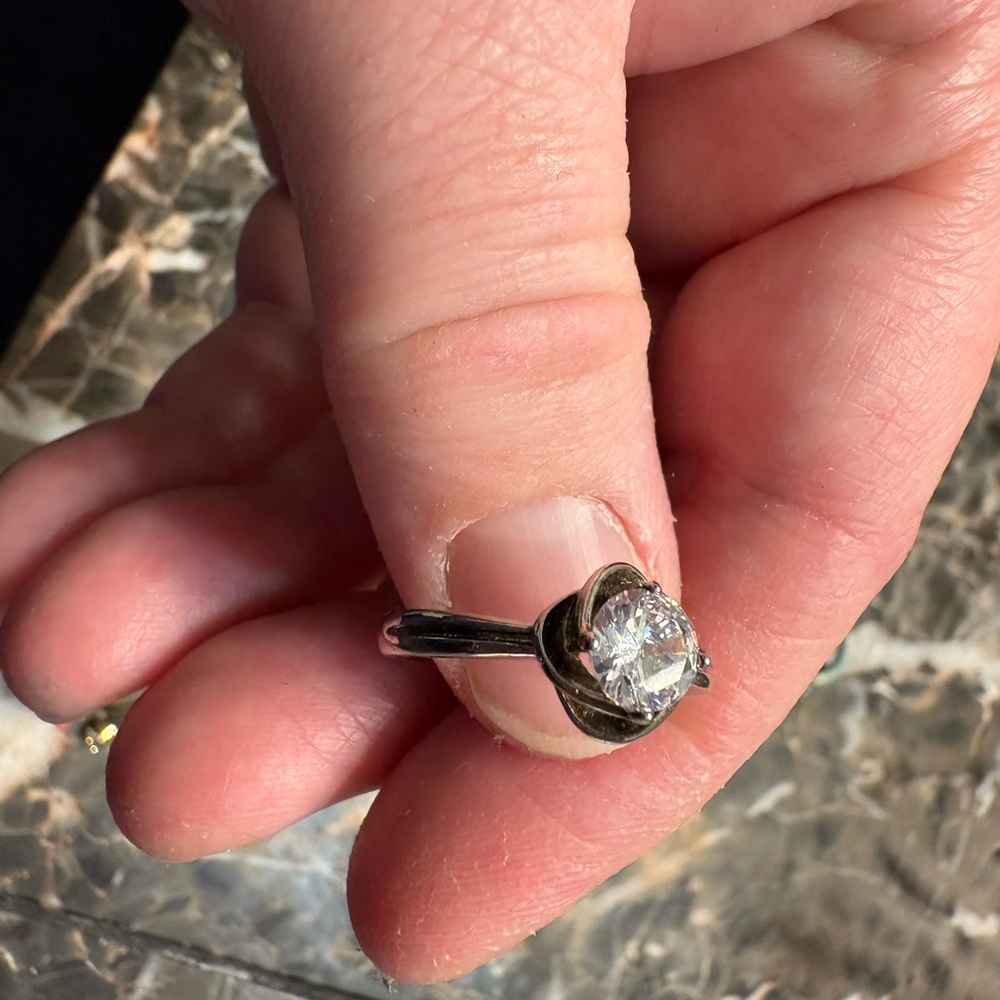 Elegant Silver Women's Ring
